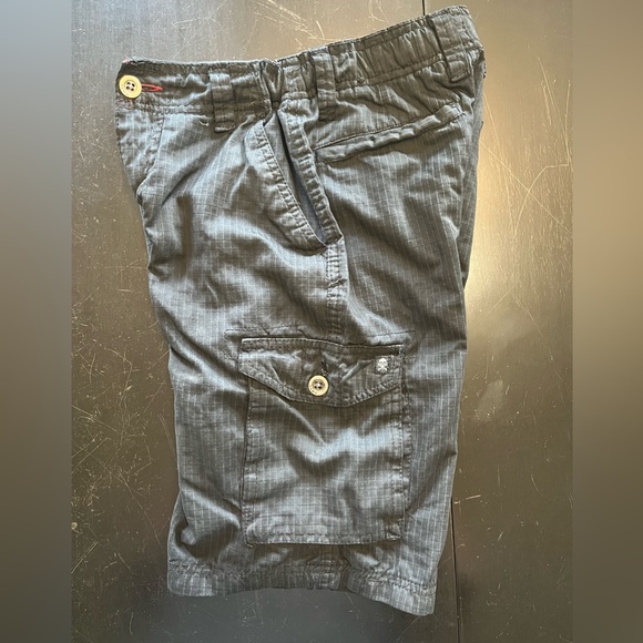 Tony Hawk Black Pin Striped Cargo Shorts Boys Size 12 - Picture 6 of 10